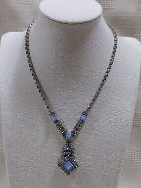 Vintage Silver-Tone Prong Set Blue Glass & Rhinestone Drop Choker Necklace 15"